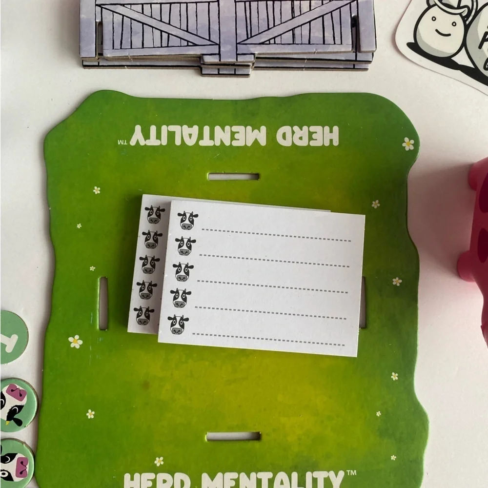 Herd Mentality The Udderly Hilarious Party Game Family Game Night Gently‎ Used